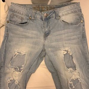 Distressed Denim Skinny Jeans